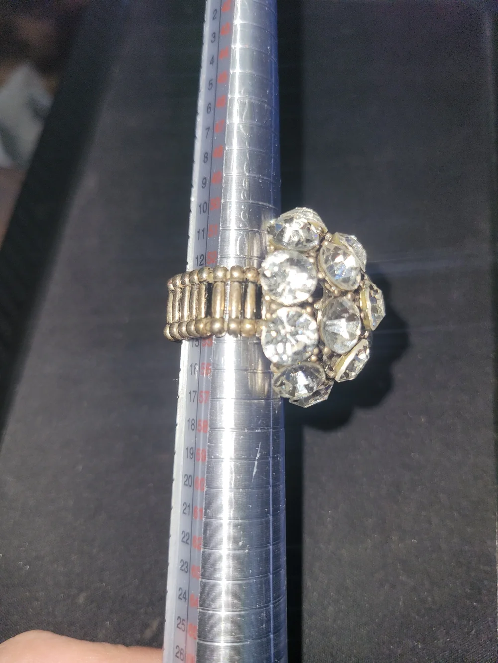 Adjustable Stretch Rhinestone Cluster Statement Ring Size 6-10 Silver Tone - Picture 5 of 8